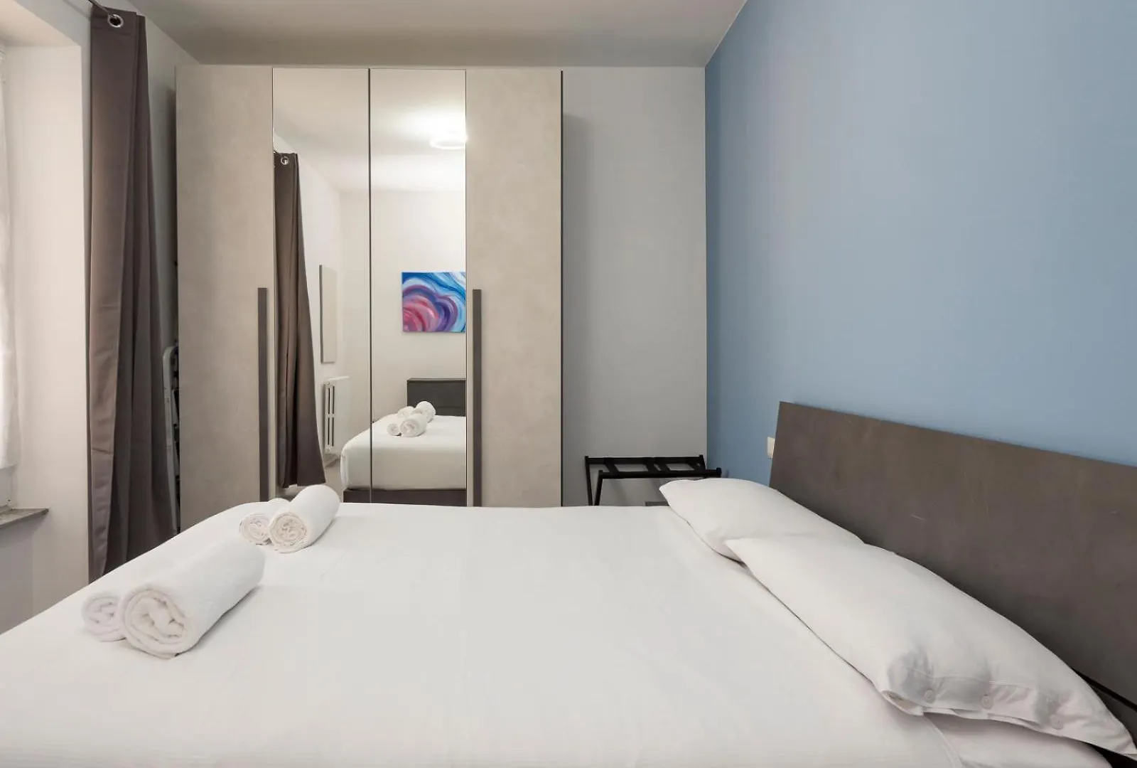 I Host Apartment - Ascanio Sforza 47 Milan Italy