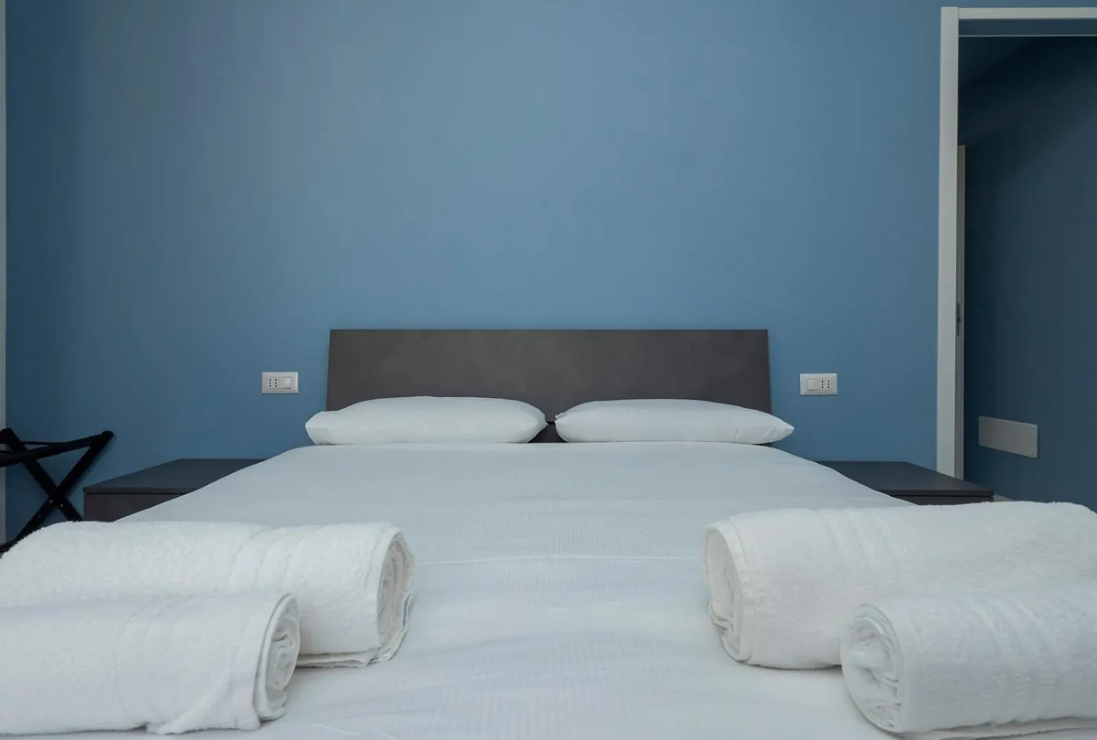 I Host Apartment - Ascanio Sforza 47 Milan Italy