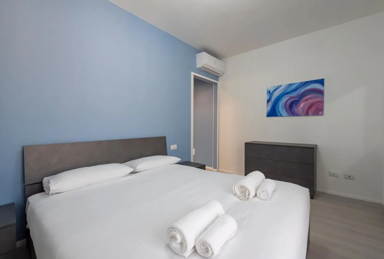 I Host Apartment - Ascanio Sforza 47 Milan